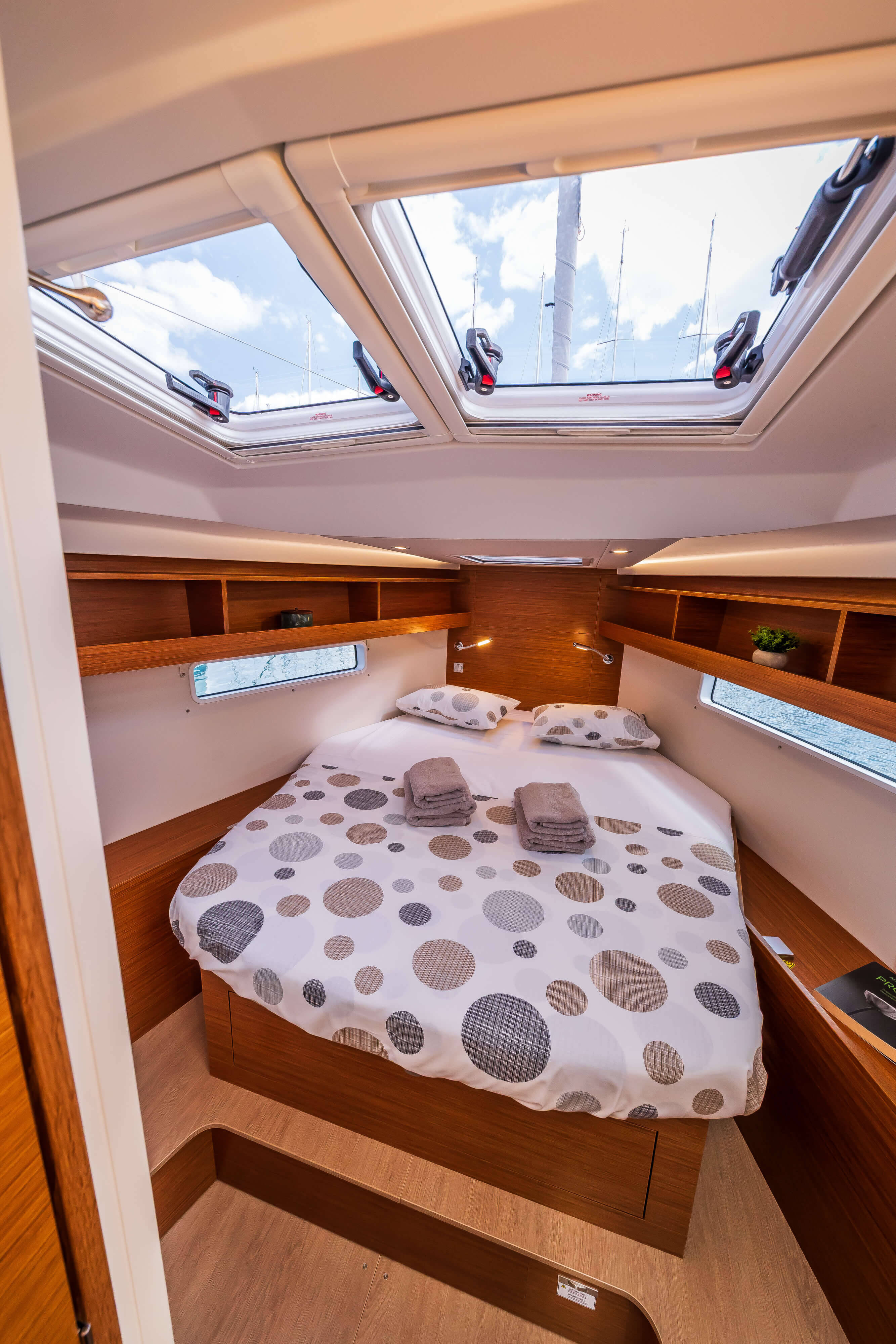 Hanse 410