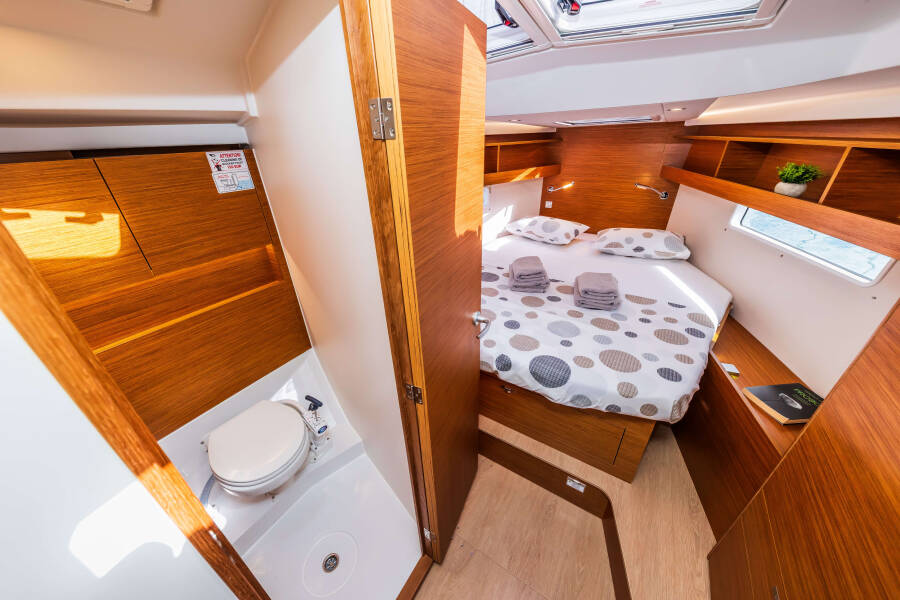 Hanse 410