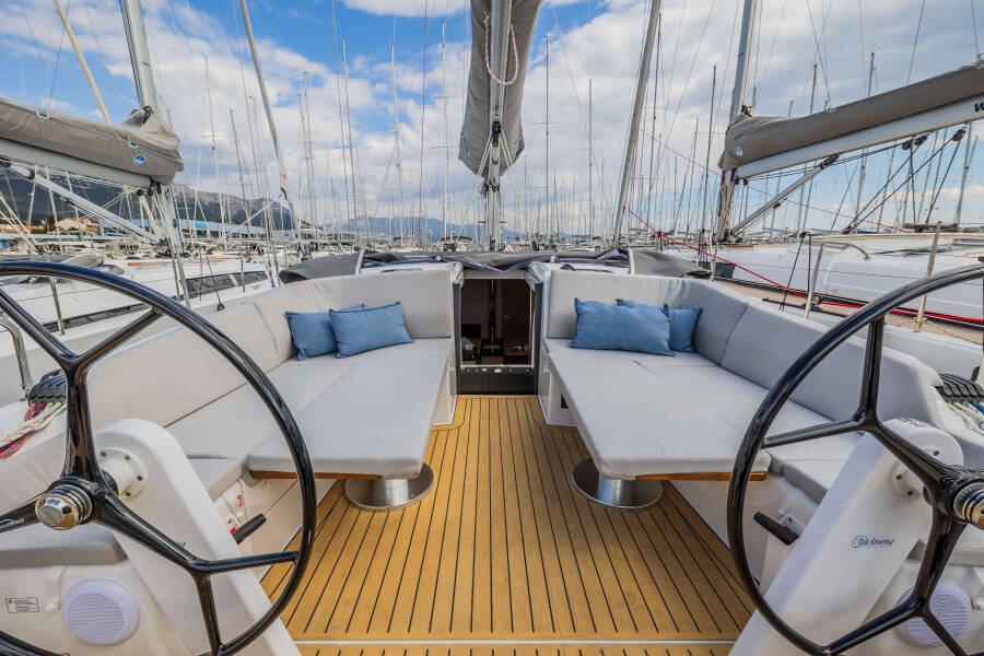 Hanse 410