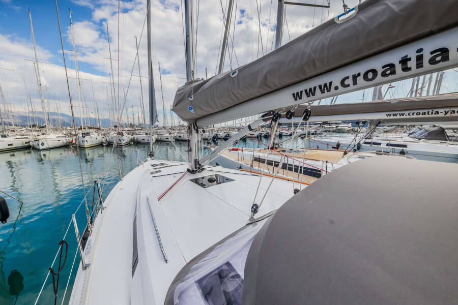 Hanse 410