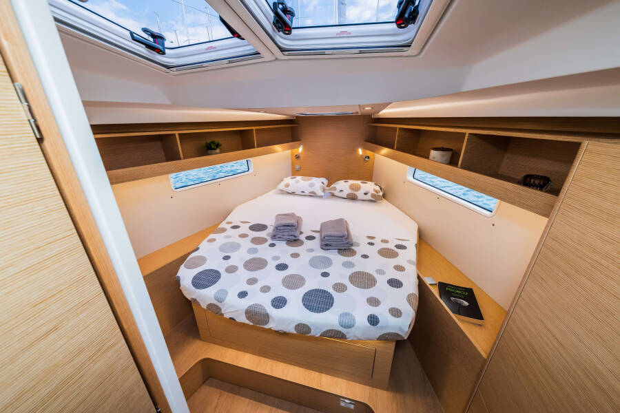 Hanse 410