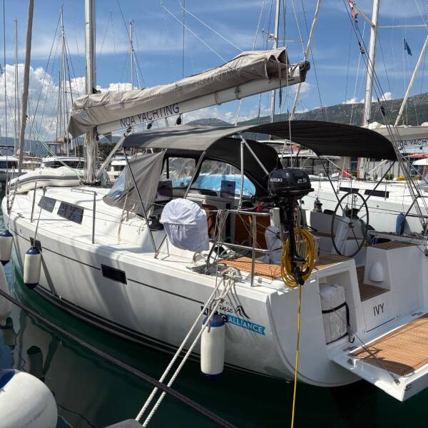 Hanse 415