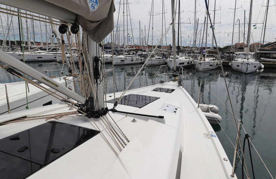 Hanse 418