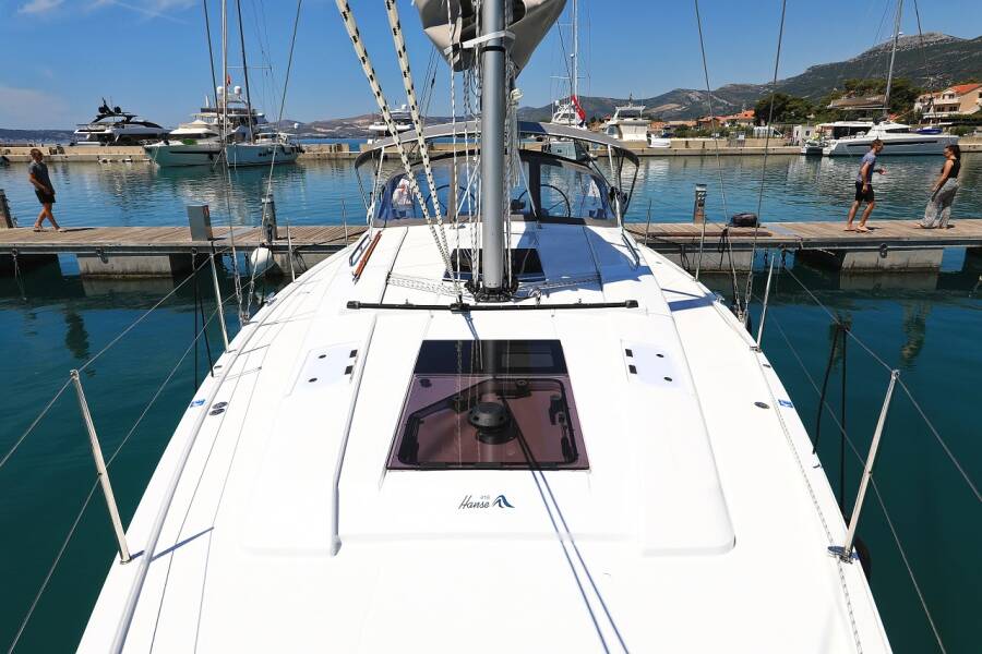 Hanse 418