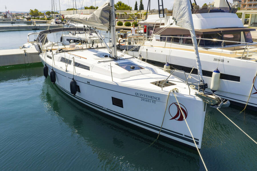 Hanse 418