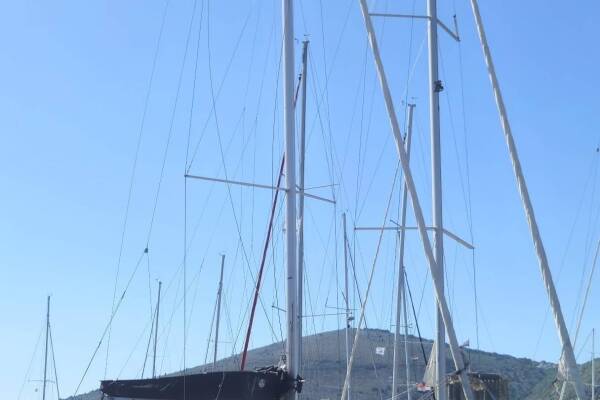 Hanse 418