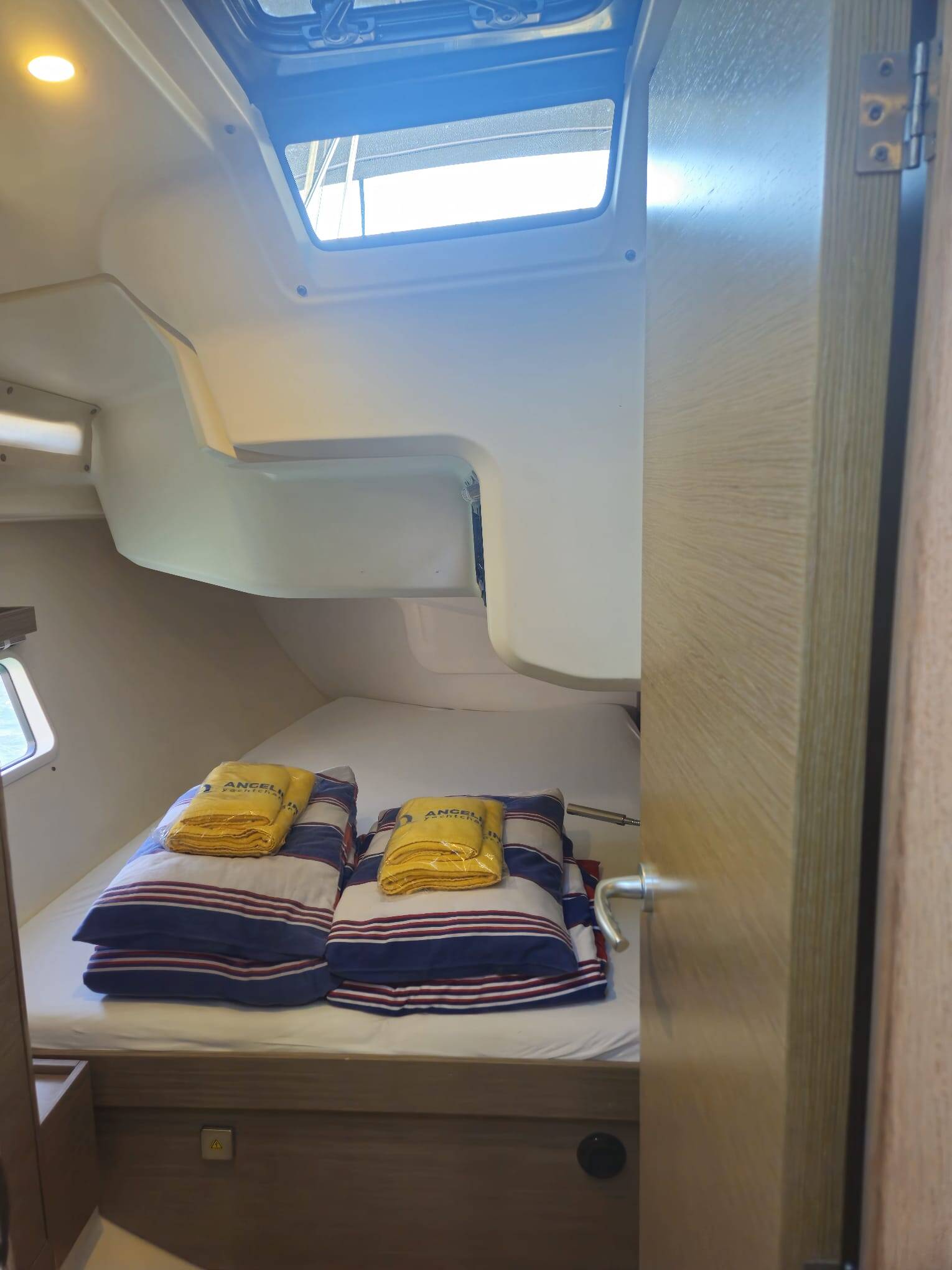 Hanse 418