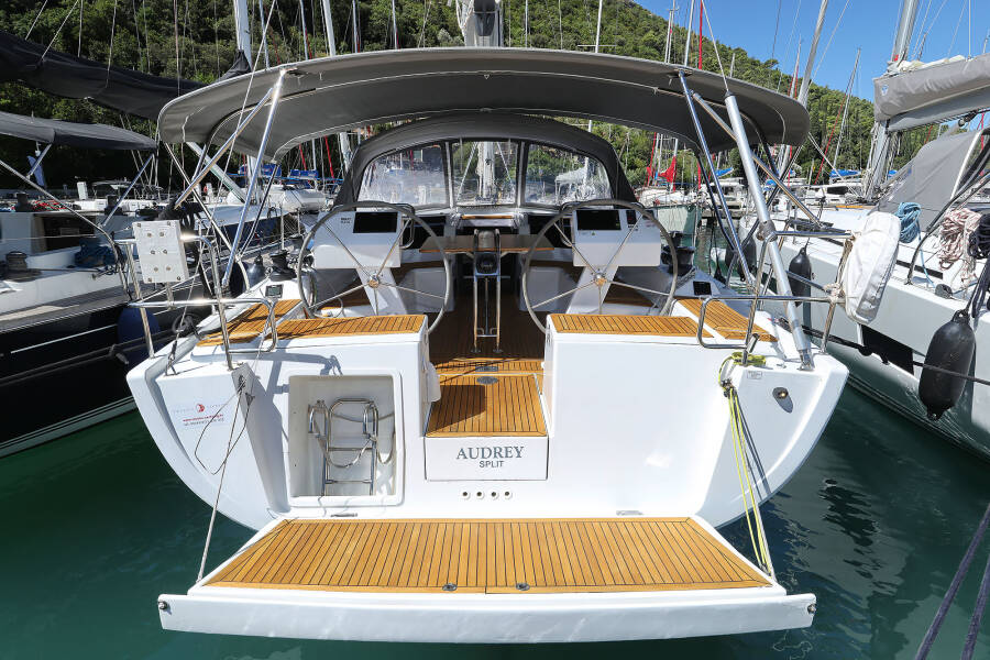 Hanse 455