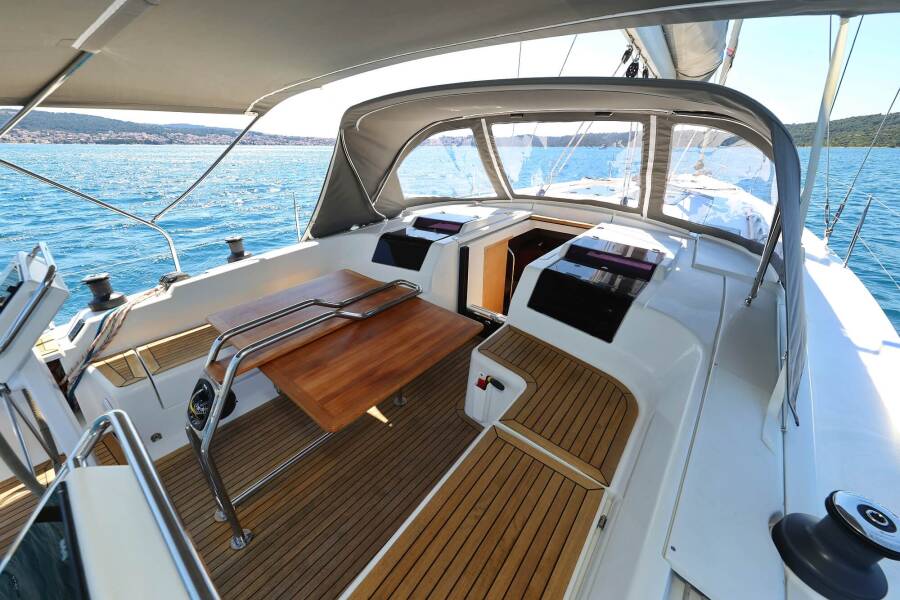 Hanse 455