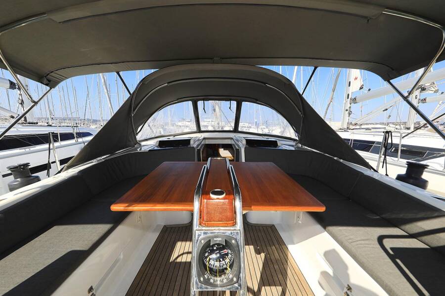 Hanse 455