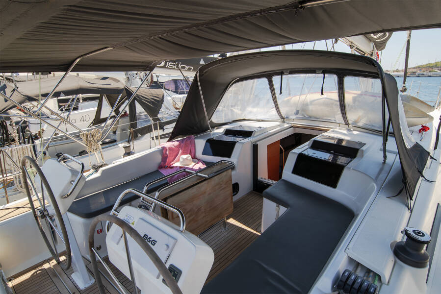 Hanse 458