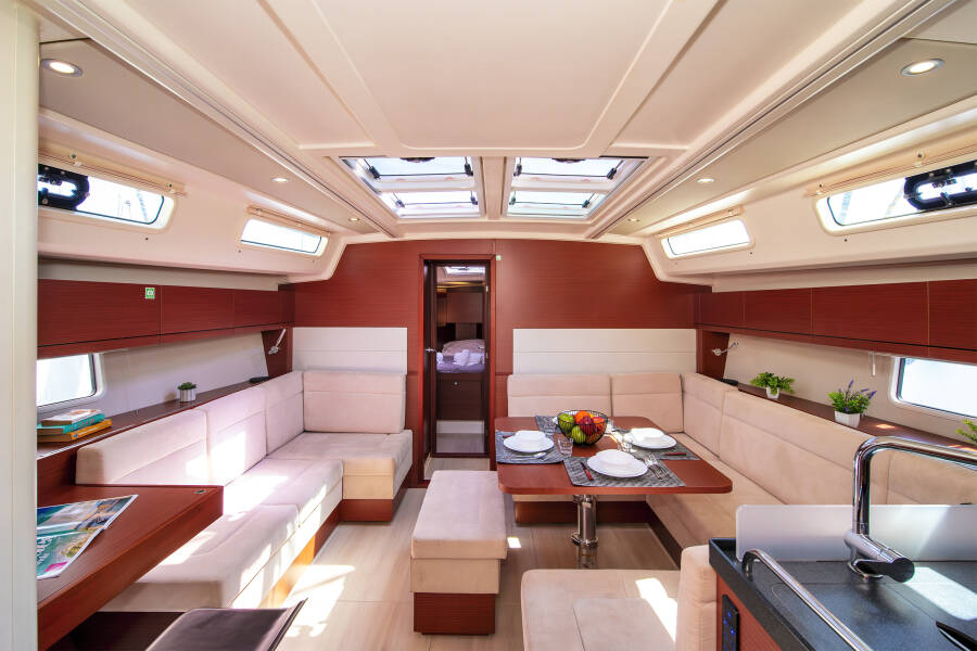 Hanse 458