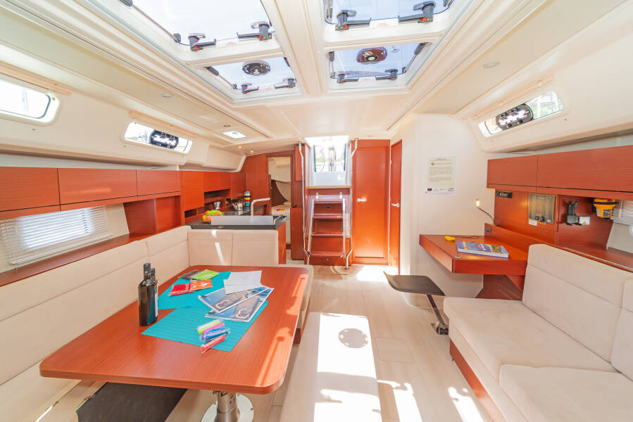 Hanse 458