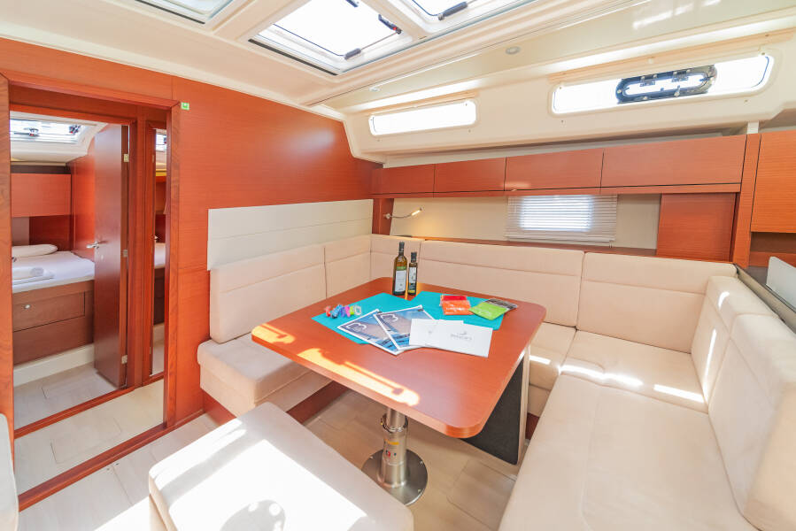 Hanse 458