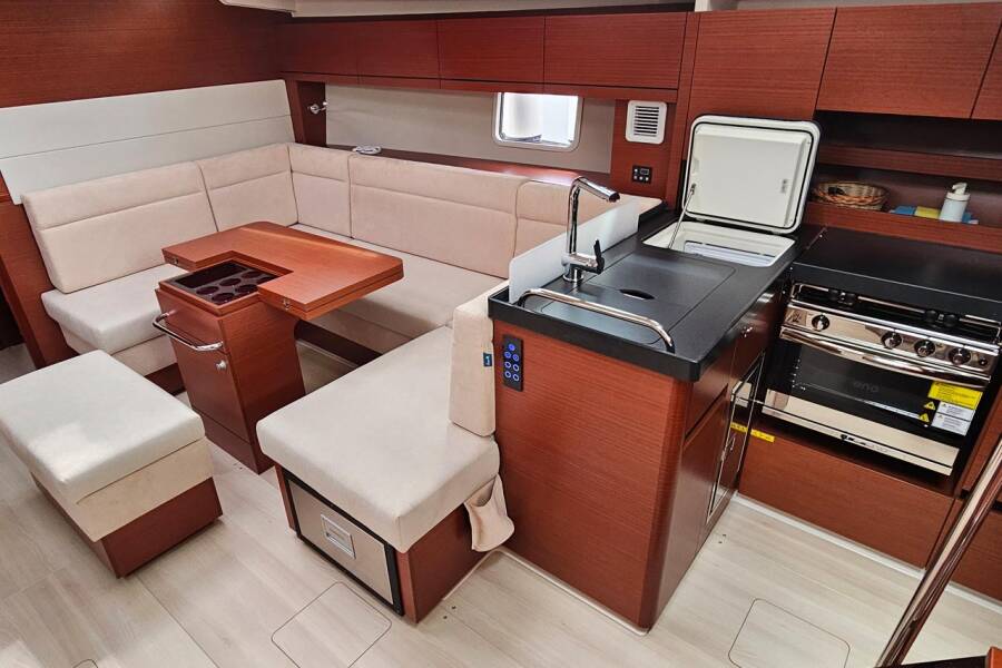 Hanse 458