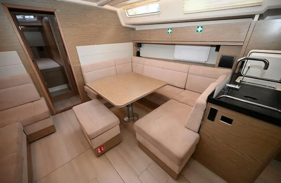 Hanse 458