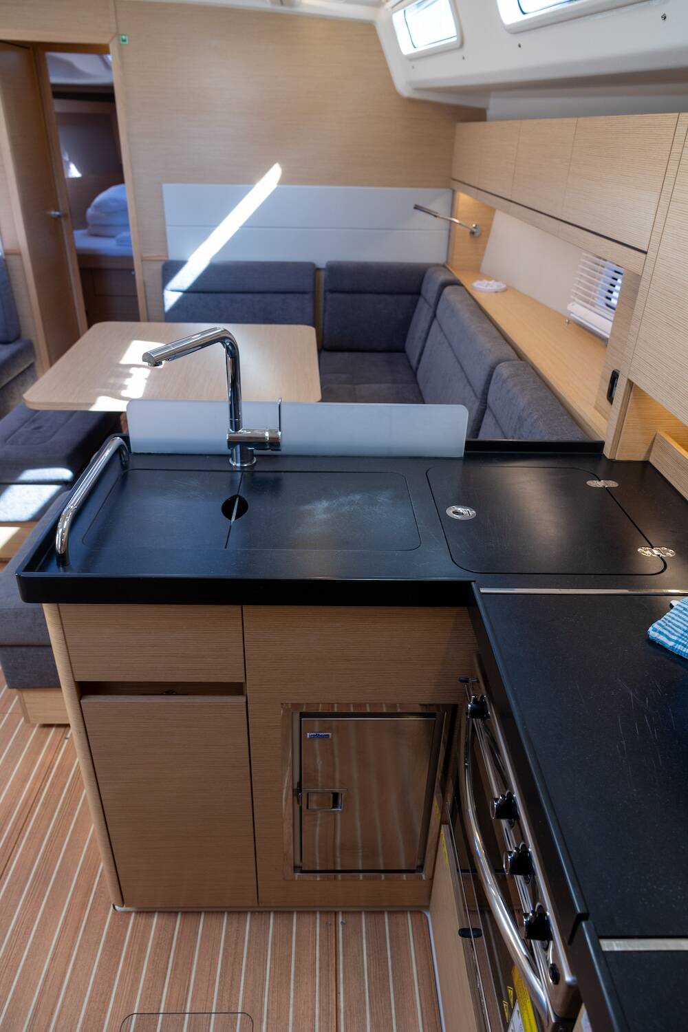 Hanse 458