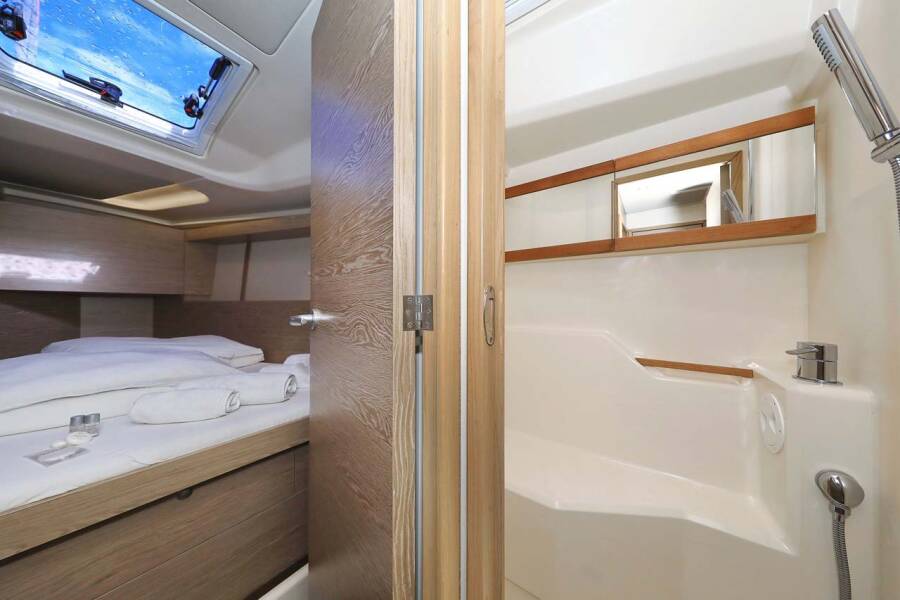 Hanse 458