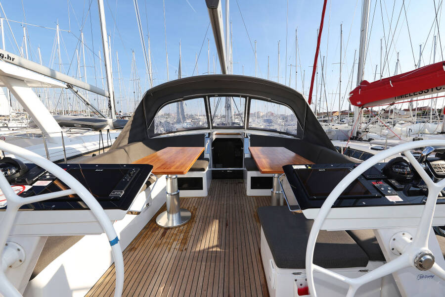 Hanse 460