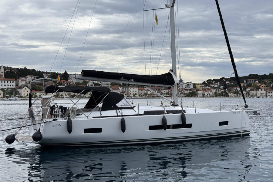 Hanse 460