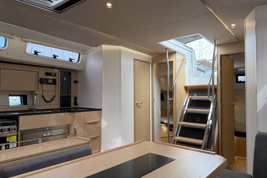 Hanse 460
