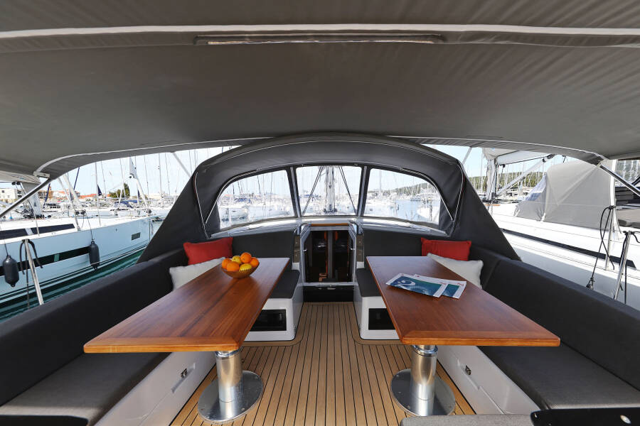 Hanse 460
