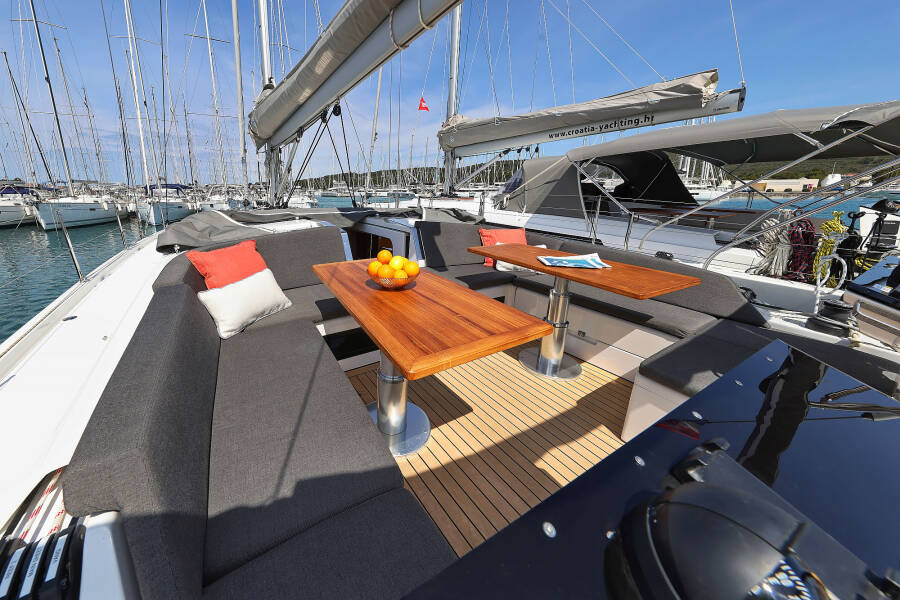 Hanse 460