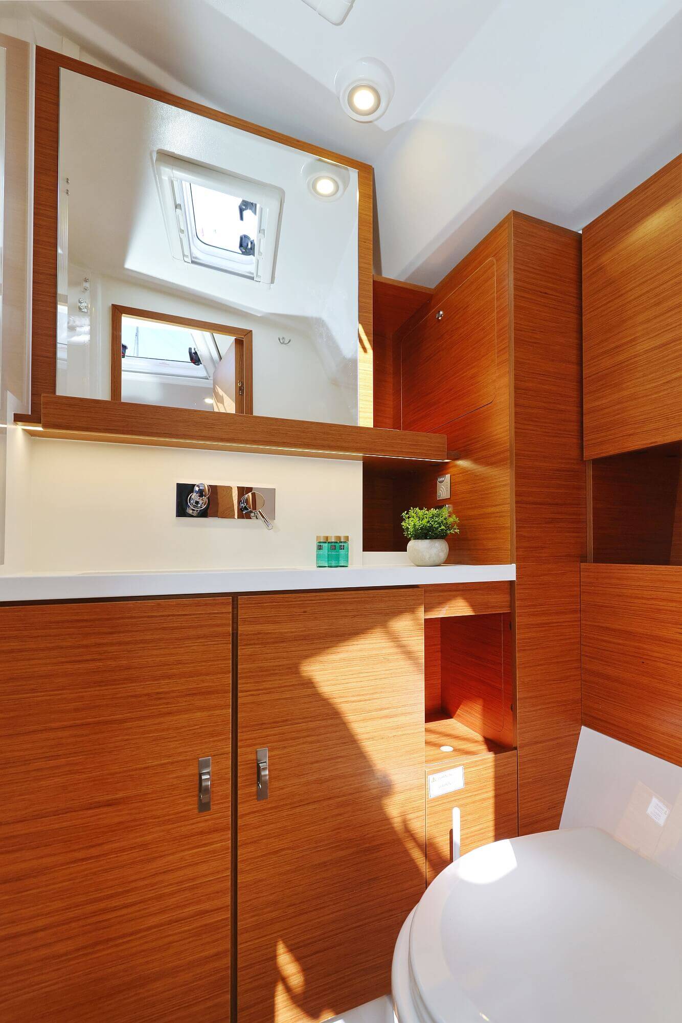 Hanse 460