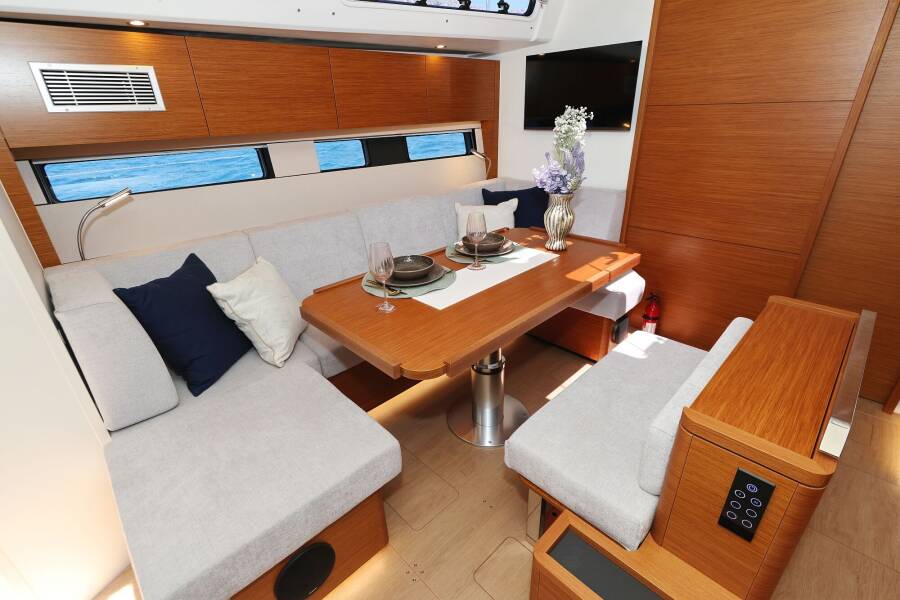 Hanse 460