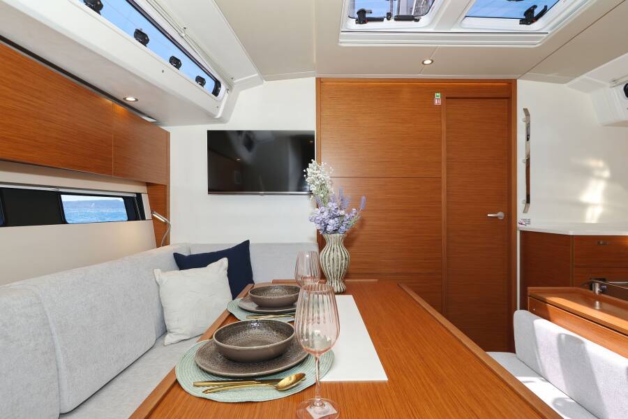 Hanse 460