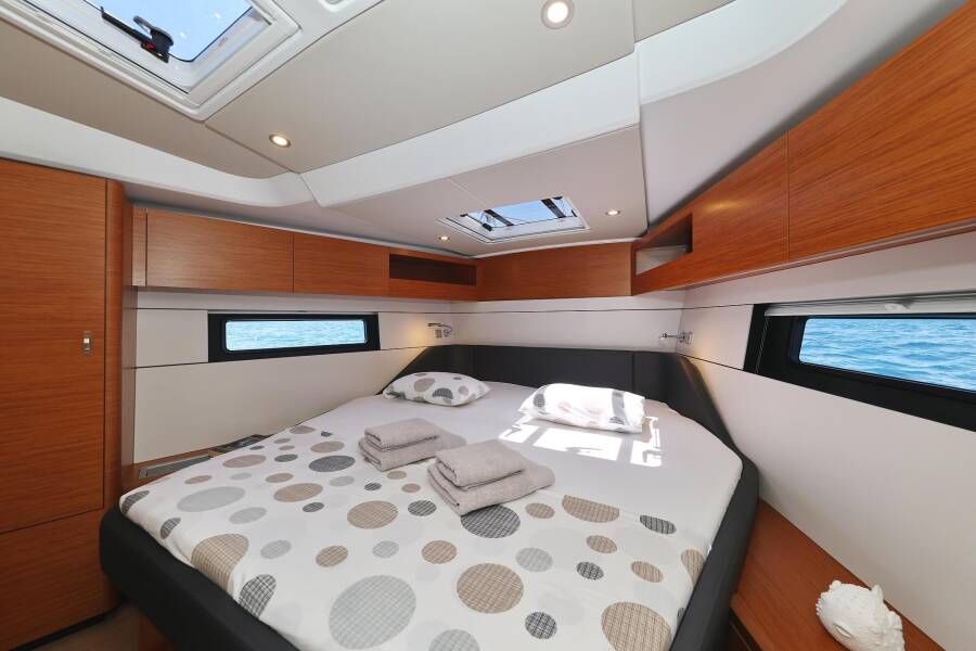 Hanse 460