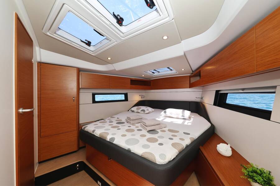 Hanse 460