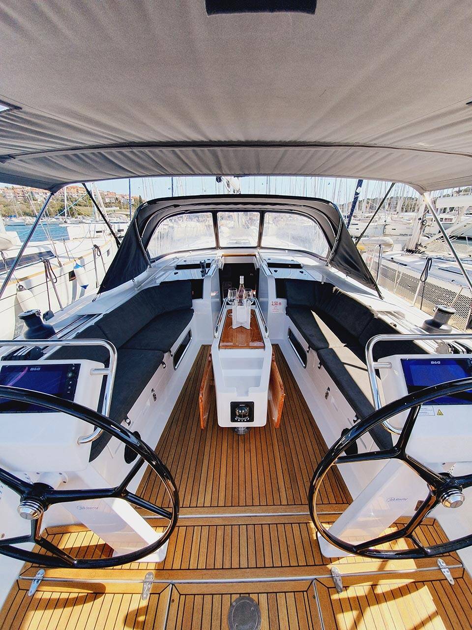Hanse 505
