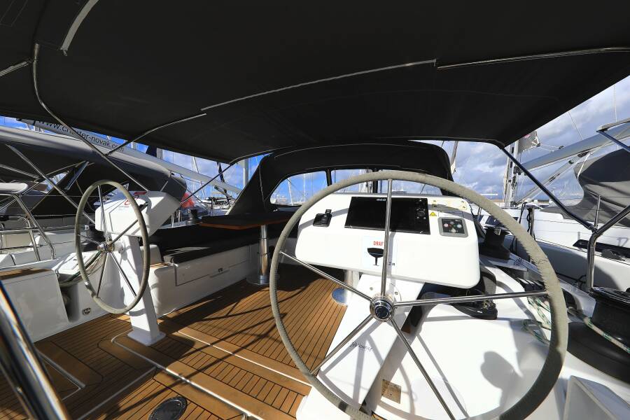 Hanse 508