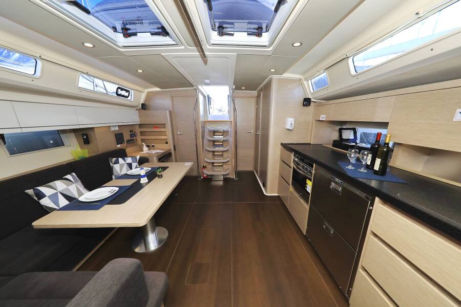 Hanse 508