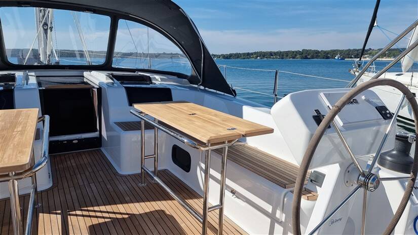 Hanse 508