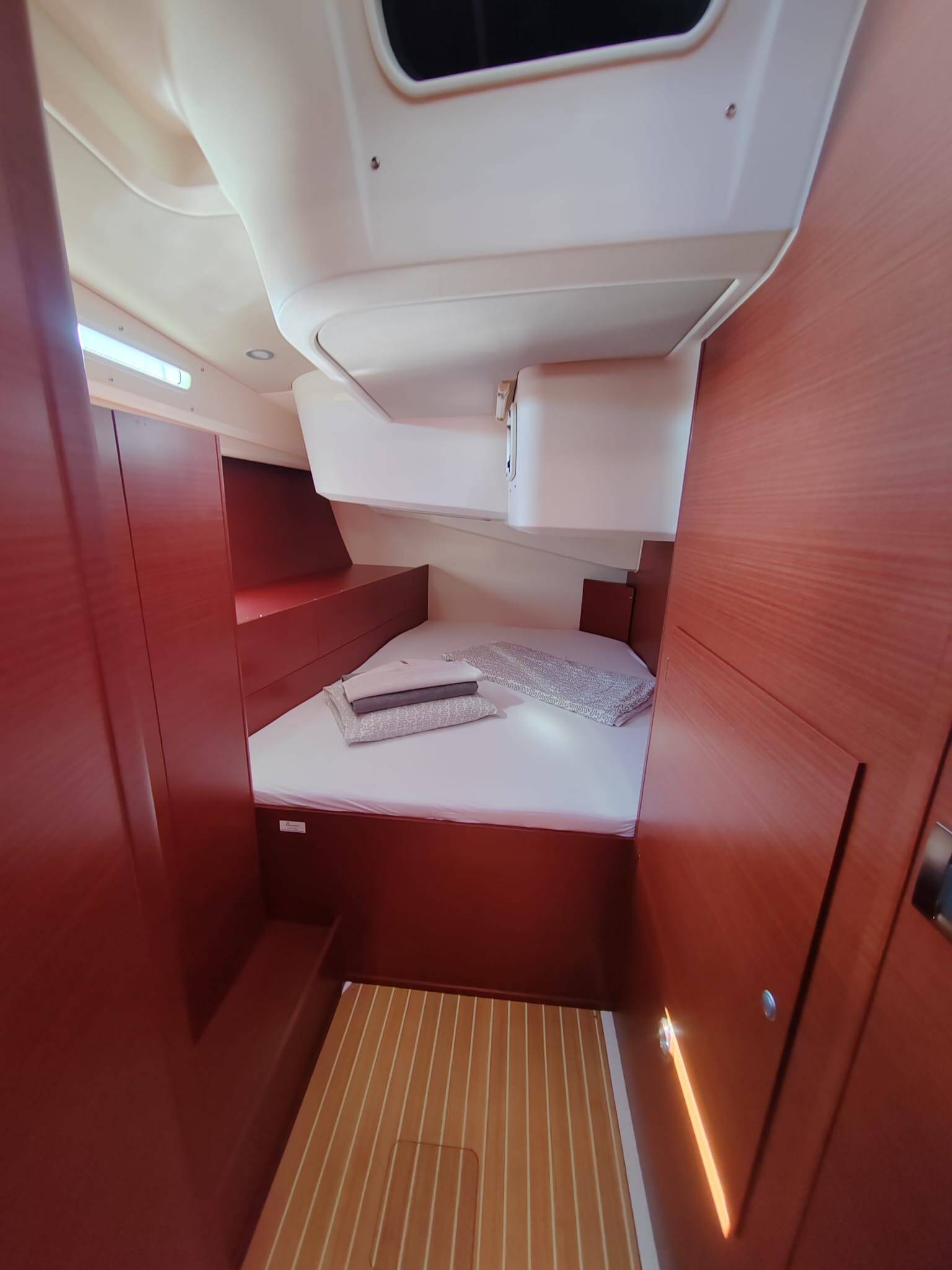 Hanse 508