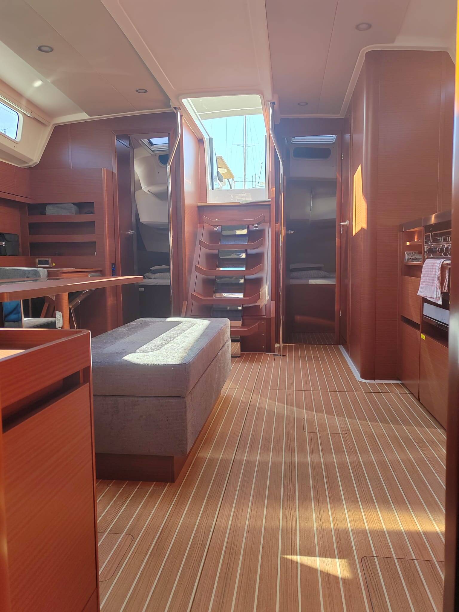 Hanse 508