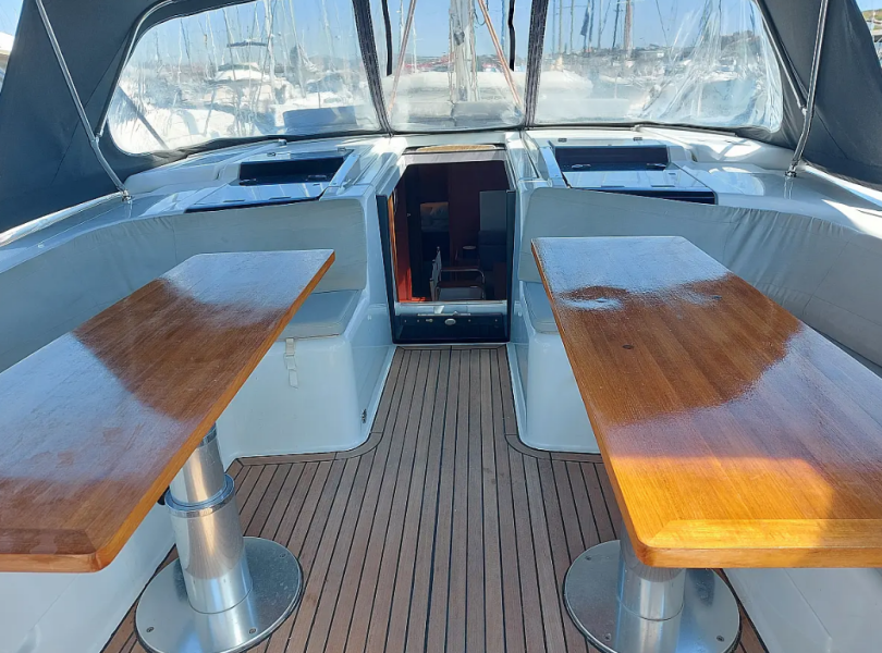 Hanse 508