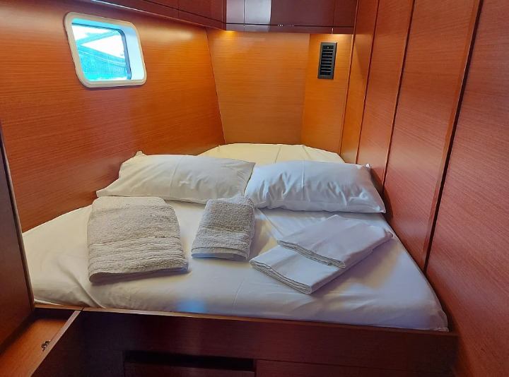 Hanse 508