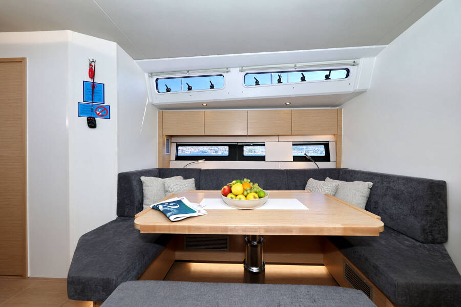 Hanse 510