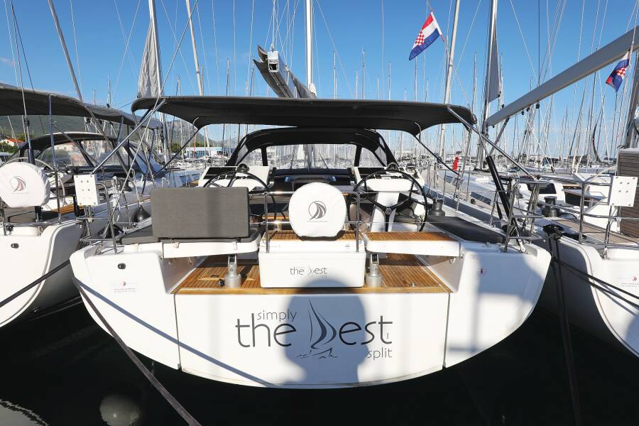 Hanse 548