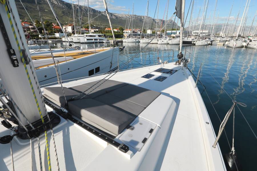 Hanse 548