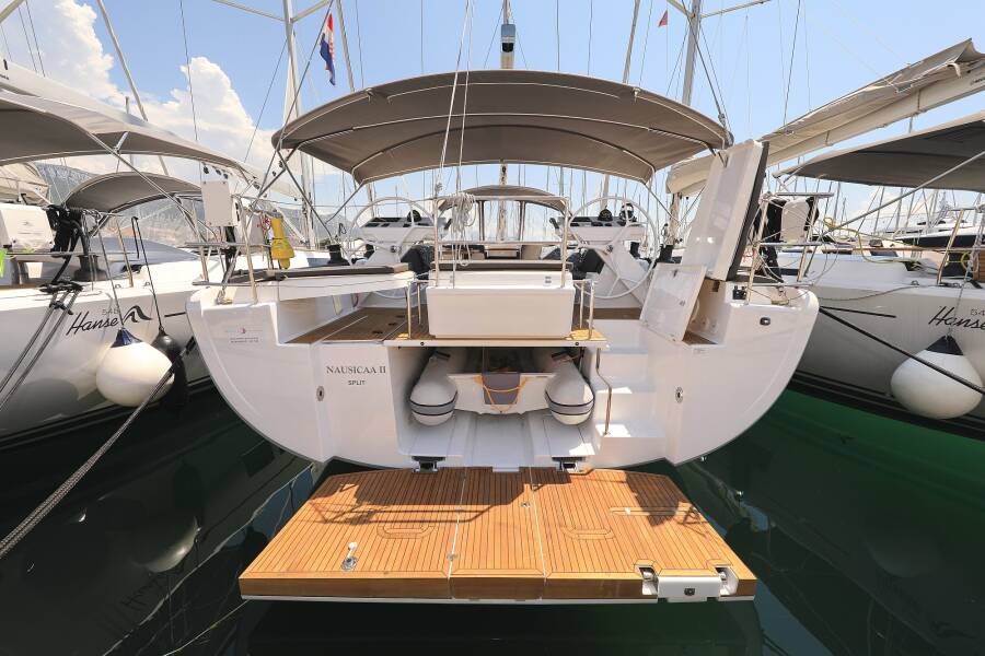 Hanse 588