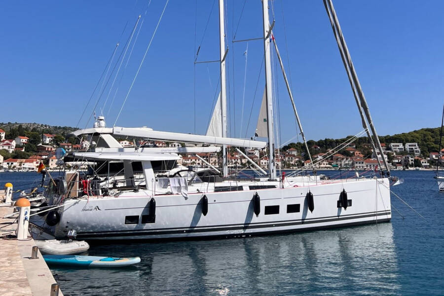 Hanse 588