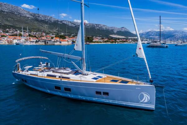 Hanse 588