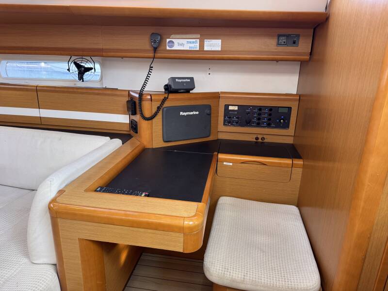 Jeanneau 53