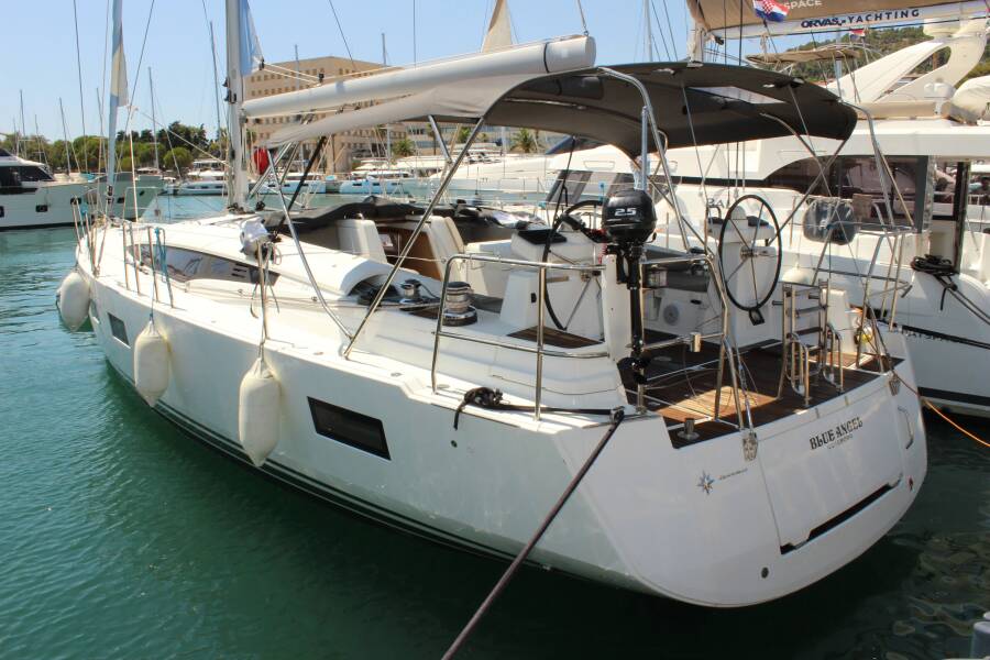 Jeanneau 54