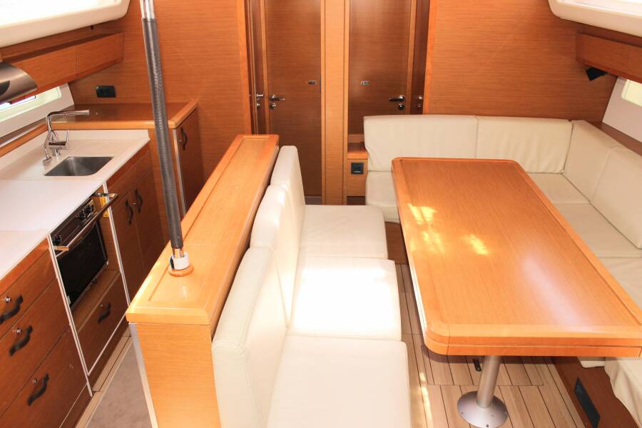 Jeanneau 54