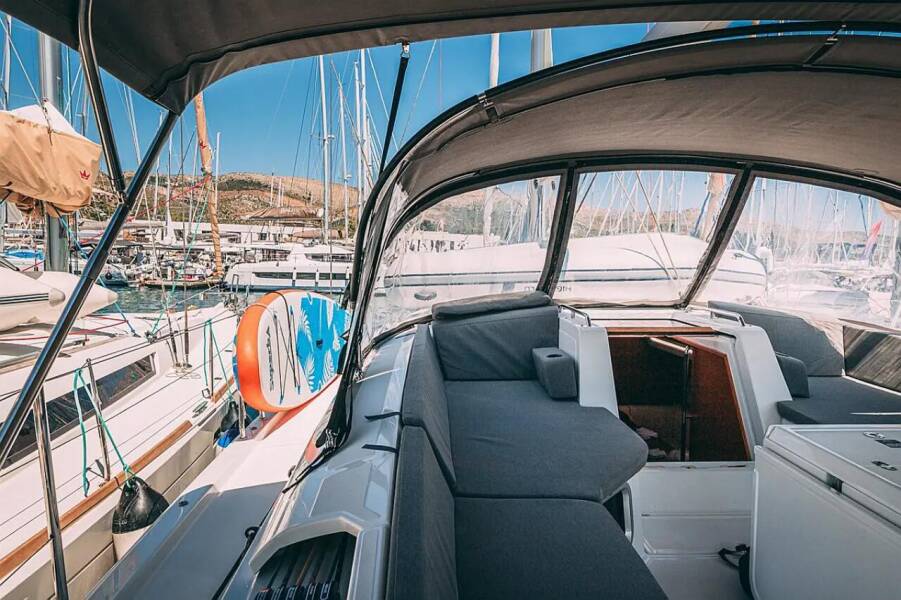 Jeanneau 54